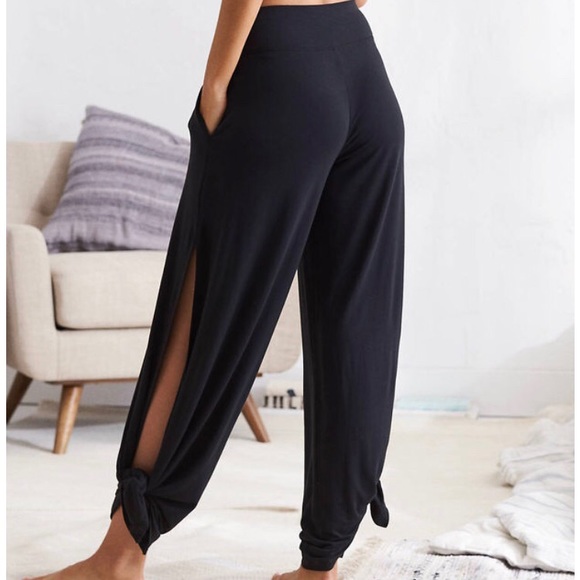 Aerie flowy pants Clearance